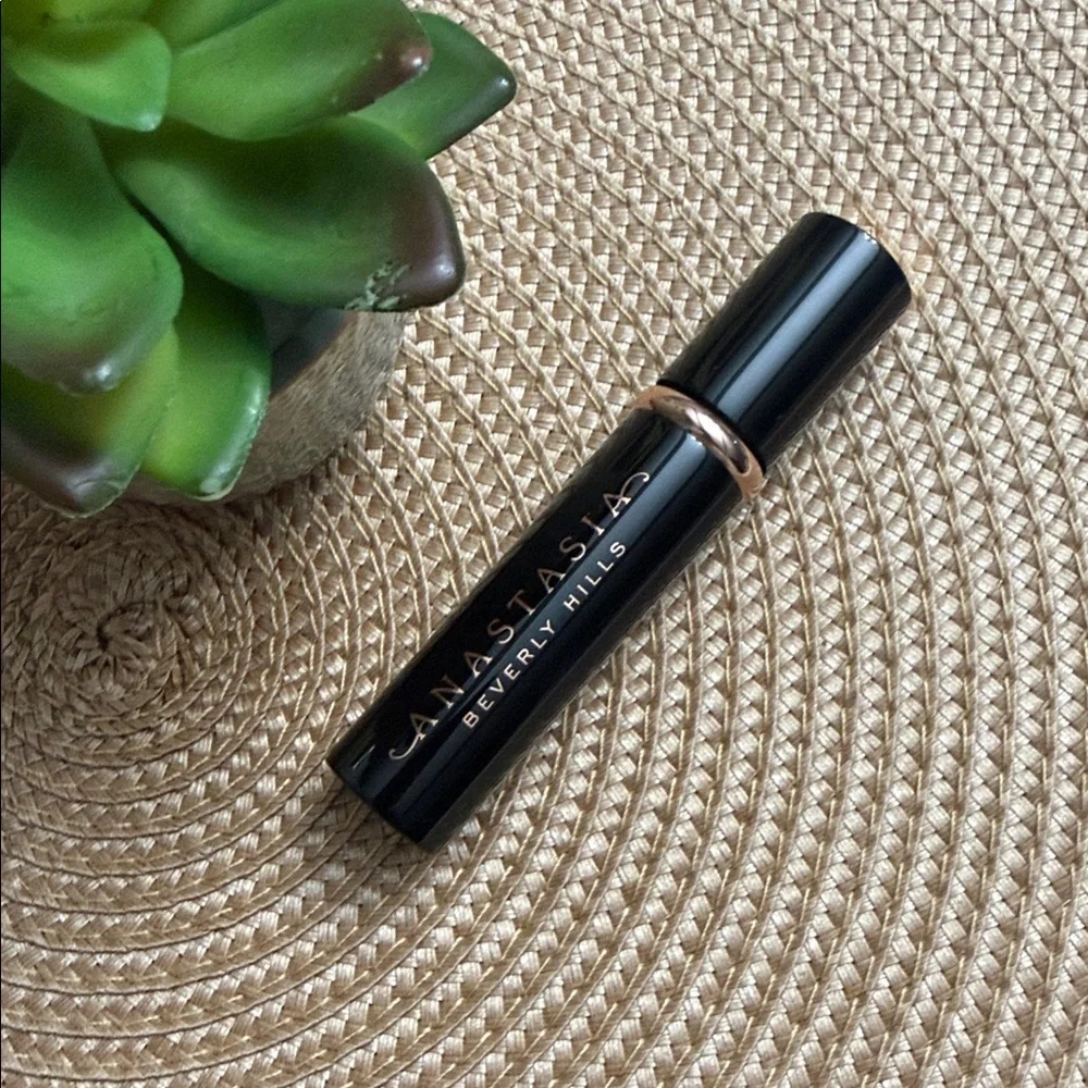 Anastasia🔥 Lash Sculpt Lengthening & Volumizing Mascara